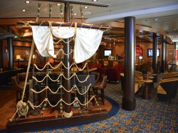 Anthem of the Seas Schooner Bar picture