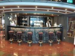 MSC Divina Top Sail Lounge picture Uploaded in 2016 Photo courtesy of Rune Randoy. MSC Divina Top Sail Lounge picture