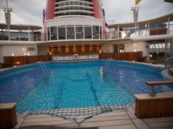 Quiet Cove Pool picture