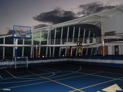 Navigator of the Seas Sports Court picture