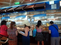 Freedom of the Seas Windjammer Cafe picture