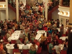 Freedom of the Seas Isaac Dining Room picture