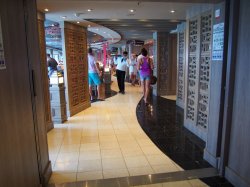 MSC Divina Calumet Buffet picture Uploaded in 2016 Photo courtesy of Steven Chan. MSC Divina Calumet Buffet picture