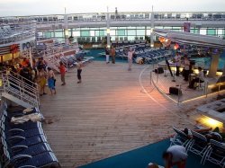 Mariner of the Seas Pools picture