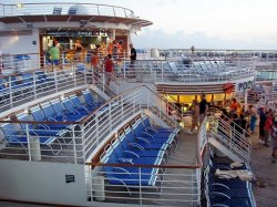 Mariner of the Seas Pools picture