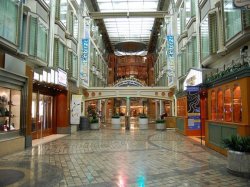 Mariner of the Seas Royal Promenade picture