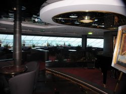 MSC Divina Top Sail Lounge picture Uploaded in 2016 Photo courtesy of Debra Groh. MSC Divina Top Sail Lounge picture