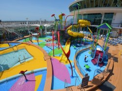 Splash Away Bay picture