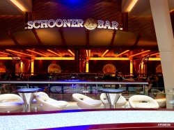Allure of the Seas Schooner Bar picture