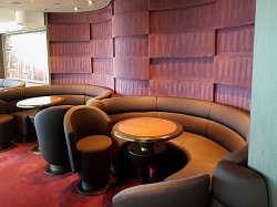 MSC Divina Top Sail Lounge picture Uploaded in 2016 Photo courtesy of Meg Ryan. MSC Divina Top Sail Lounge picture