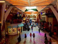 Allure of the Seas Royal Promenade picture