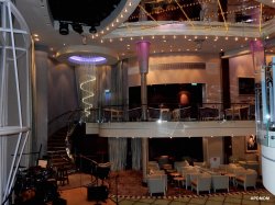 Allure of the Seas Dazzles picture