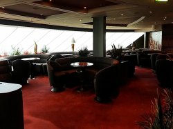 MSC Divina Top Sail Lounge picture Uploaded in 2016 Photo courtesy of Meg Ryan. MSC Divina Top Sail Lounge picture