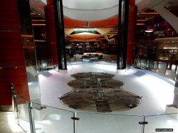 Allure of the Seas Rising Tide Bar picture