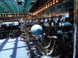 Carnival Conquest Spa Carnival picture