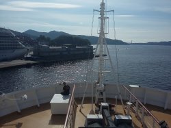 Queen Elizabeth Deck 5 forward picture