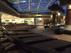 Radiance of the Seas Solarium picture