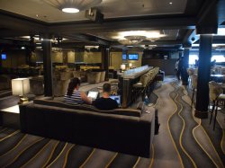 Norwegian Dawn Bliss Ultra Lounge picture