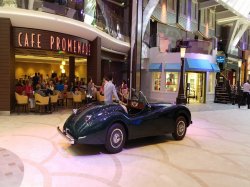 Harmony of the Seas Cafe Promenade picture