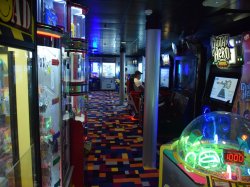 Norwegian Dawn Video Zone picture