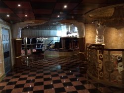 Carnival Miracle Phantom Main Lounge picture