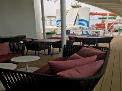 Suite Lounge picture