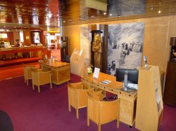 Future Cruise Desk picture Future Cruise Desk picture