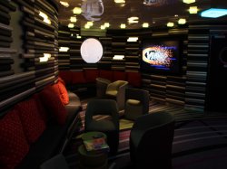 Disney Dream Vibe Teen Club picture