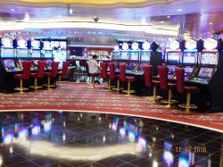 Harmony of the Seas Casino Royale picture