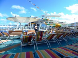 Harmony of the Seas Beach Pool picture