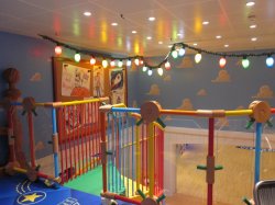 Disney Wonder Oceaneer Lab picture