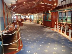 Jewel of the Seas Schooner Bar picture