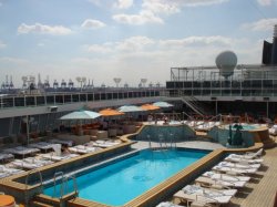 Crystal Serenity Seahorse Pool picture