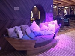Harmony of the Seas Schooner Bar picture
