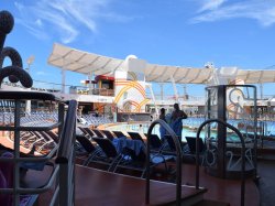 Harmony of the Seas Sports Pool picture