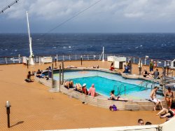 Nieuw Amsterdam Sea View Pool picture