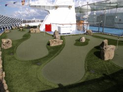 Oceania Riviera Golf Putting Greens picture