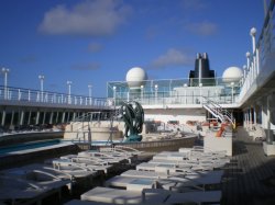 Crystal Symphony Seahorse Pool picture Uploaded in 2013 Photo courtesy of Carol. Crystal Symphony Seahorse Pool picture