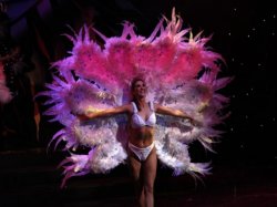 Celebrity Infinity Celebrity Theater picture Uploaded in 2013 Photo courtesy of Mike Preisman. Celebrity Infinity Celebrity Theater picture