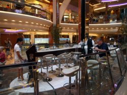 Allure of the Seas Rising Tide Bar picture