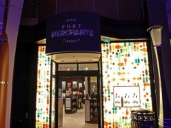 Allure of the Seas Royal Promenade picture