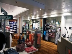 Allure of the Seas Royal Promenade picture