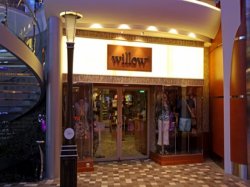 Allure of the Seas Royal Promenade picture