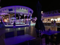 Norwegian Epic Waves Pool Bar picture