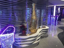 MSC Seaside Champagne Bar picture