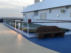 Oceania Riviera Sports deck picture