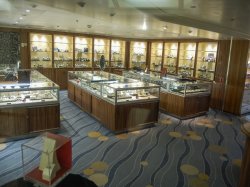 Rhapsody of the Seas Centrum Shops picture