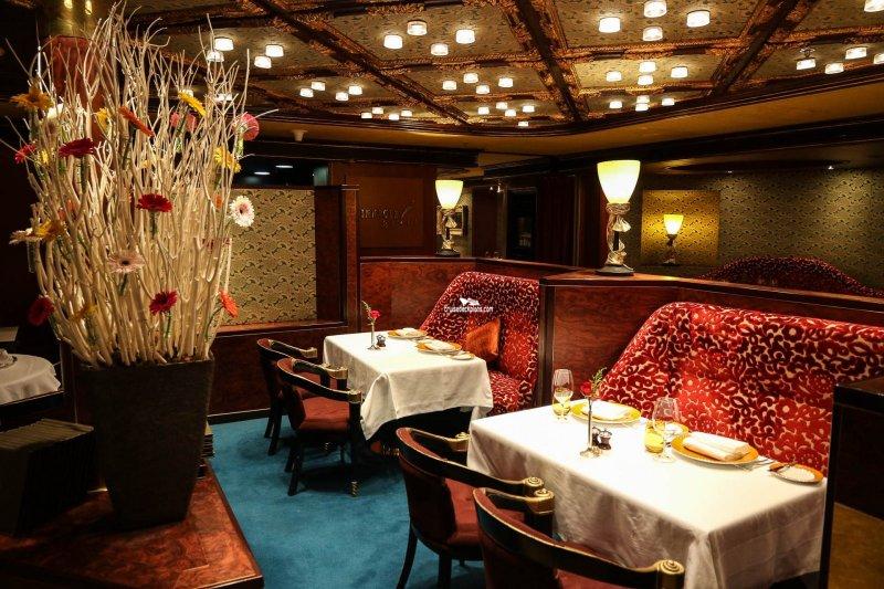 Zaandam Pinnacle Grill Pictures