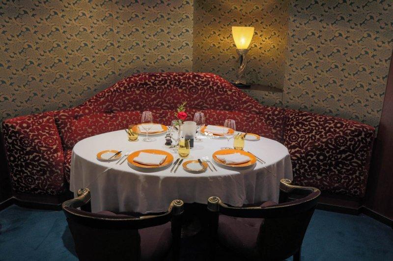 Zaandam Pinnacle Grill Pictures