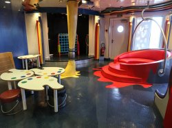 Zaandam Club HAL picture Uploaded in 2018 Photo courtesy of Mike Preisman. Zaandam Club HAL picture